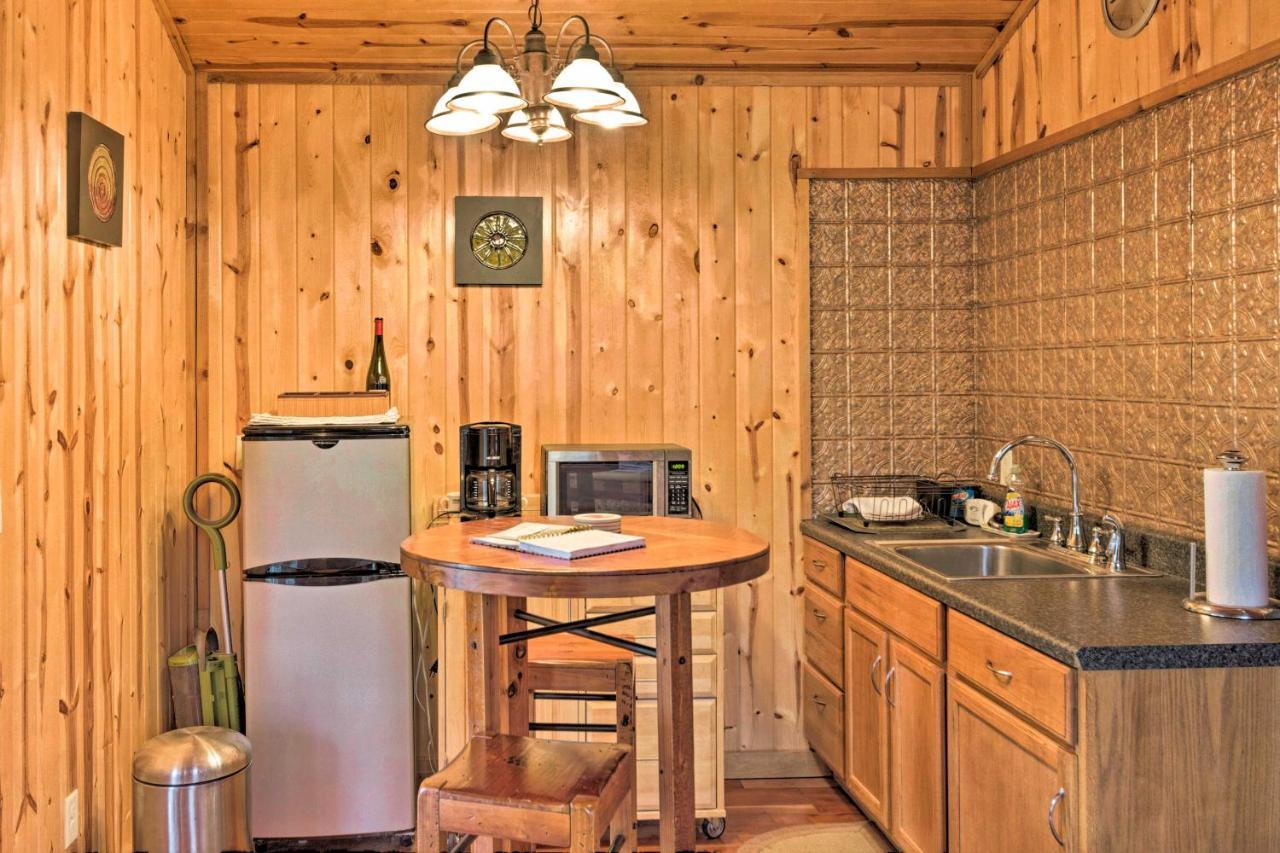 The Boat House Creekside Getaway In Hot Springs! Apartment Bagian luar foto