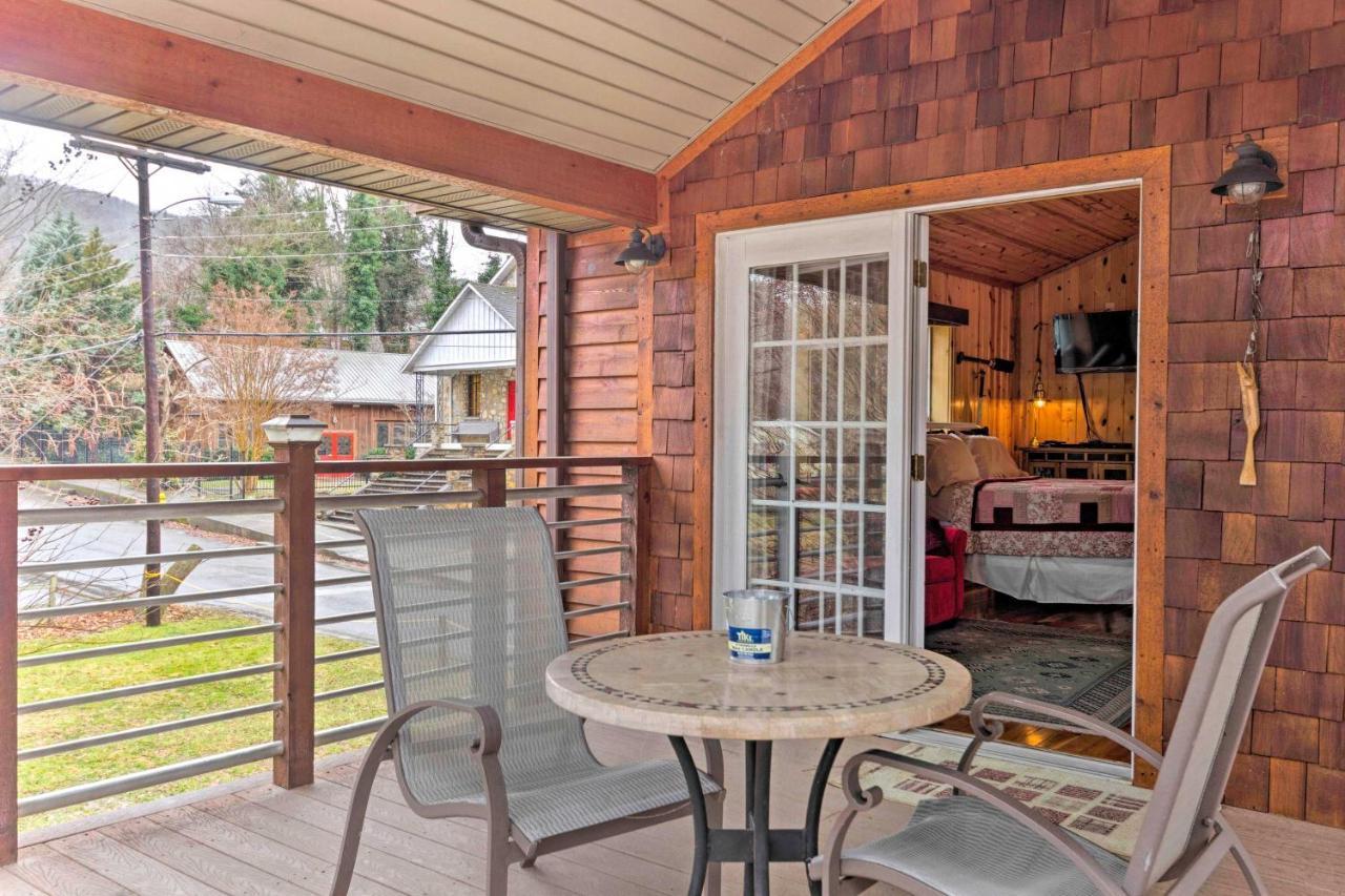 The Boat House Creekside Getaway In Hot Springs! Apartment Bagian luar foto